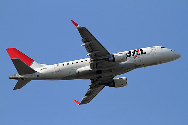 J-AIR E170 JA212J